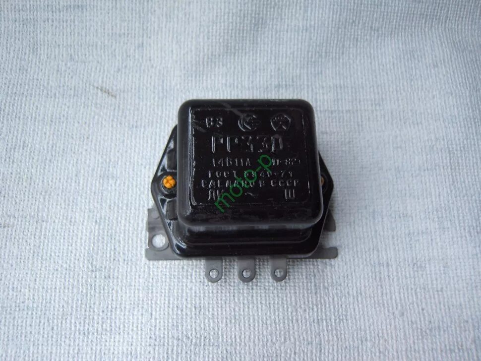 Реле р330 урал. Реле-регулятор рр-363 рр363-3702000. Реле регулятор урал. Урал реле рр330 12 вольт. Реле регулятор урал.