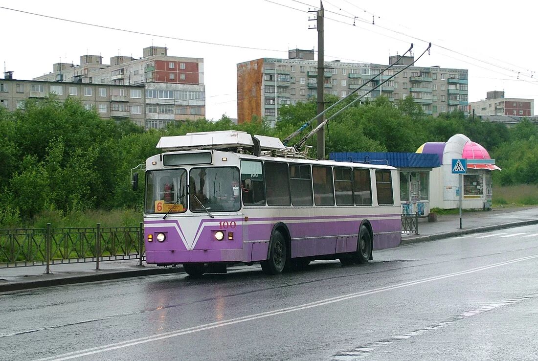 Сайт электротранспорт мурманск. ЗИУ 682 кр. ЗИУ-682г кр Иваново. ЗИУ 682 кр Иваново белый. Троллейбус Мурманск.