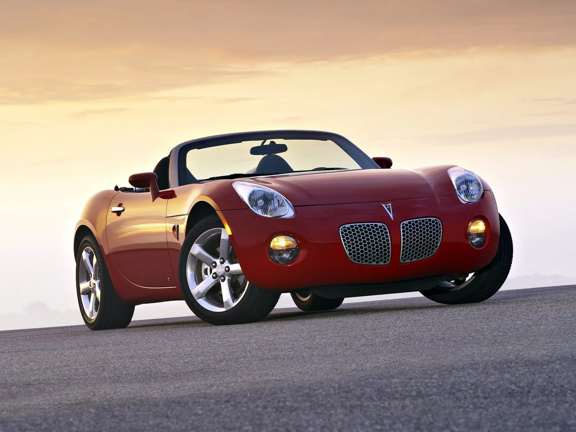 Pontiac solstice. Понтиак Солтис. Pontiac Solstice кабриолет. Pontiac Solstice 2005. Pontiac Solstice 2.4 l. кабриолет.