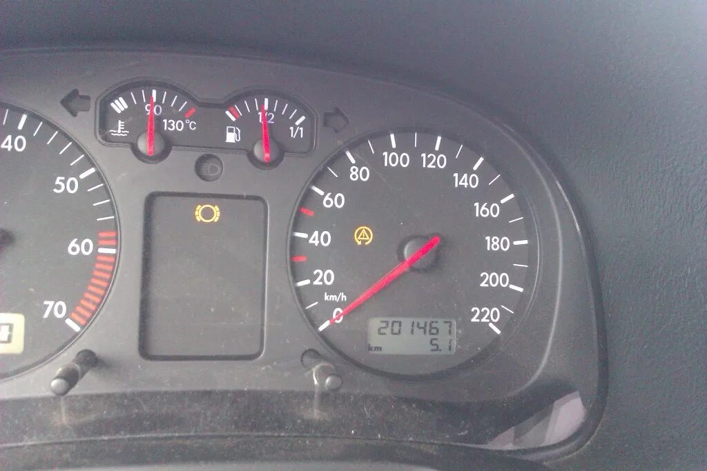 Esp vw t5. Лампа esp загорелась passat b5. транспортер т5 панель приборов. гольф 4 горит есп. esp индикатор vag.