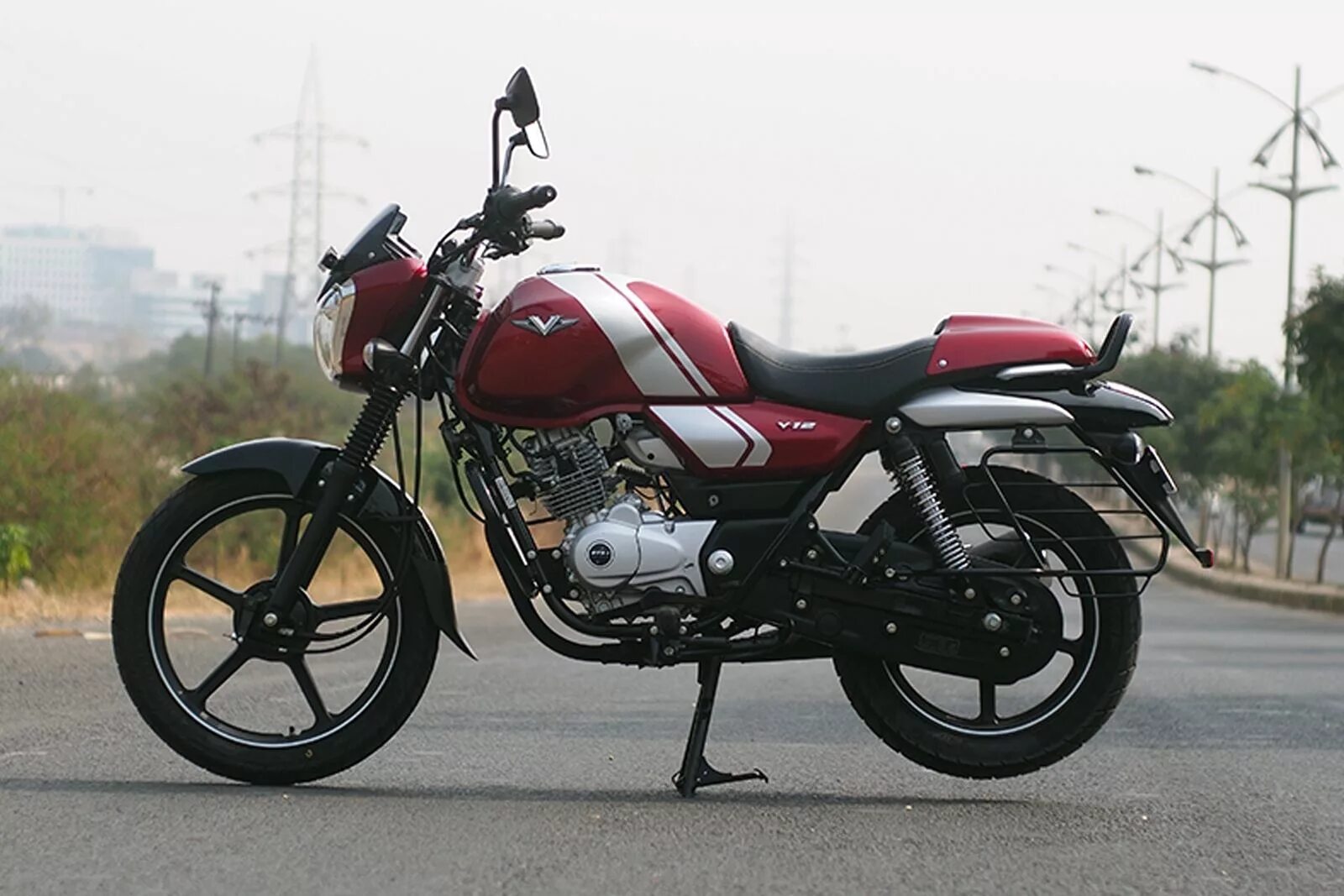 Купить мотоцикл в Крыму Bajaj V 150 Интернет-магазин :: Крымавтоте самые низкие 