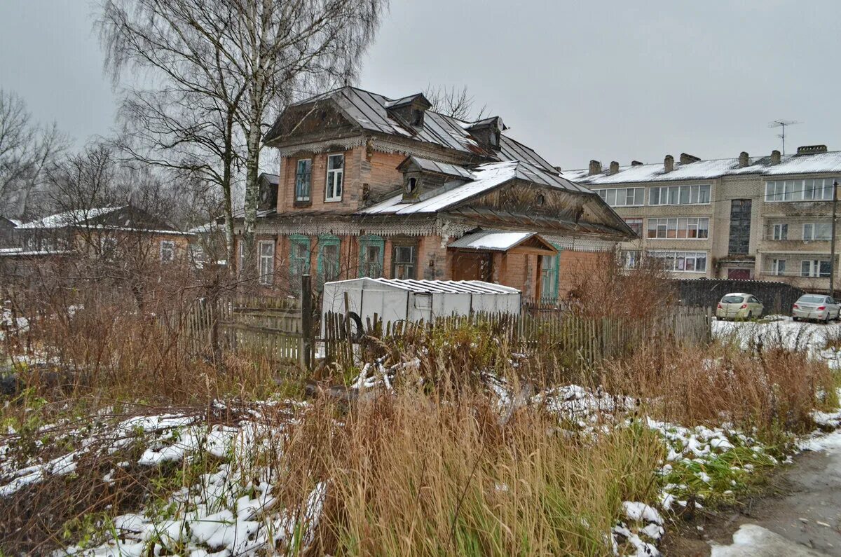 Устюжна рождественский собор. Устюжна рождественский собор сирень. Череповецкий автобус. Смердомля (деревня). Устюжна череповец.
