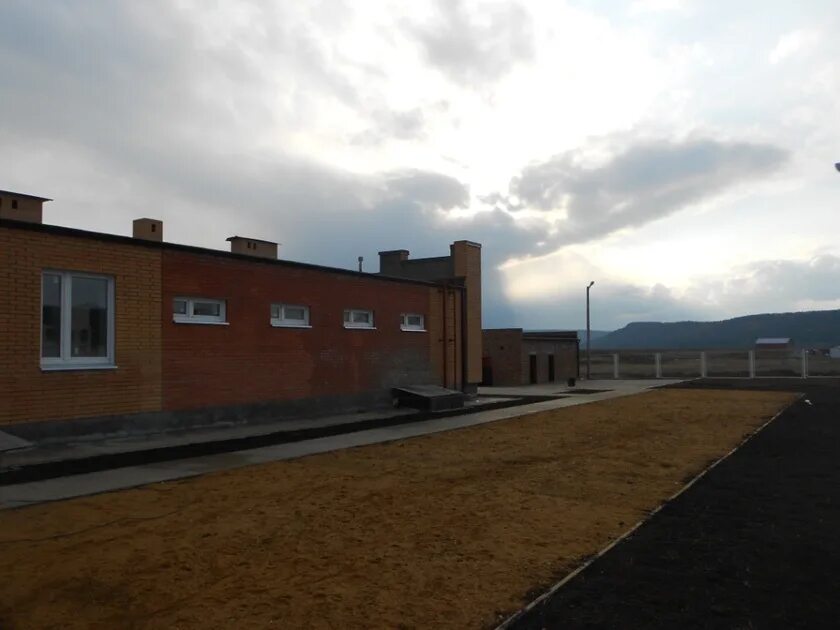 Школа заледеево. Село заледеево кежемского района красноярского края. Освящение храма в лименде. Село заледеево красноярский край. Освящение церкви.