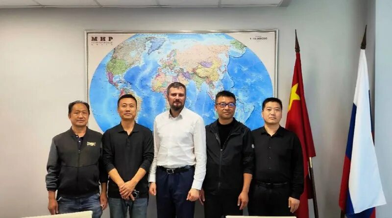 Флаг коммерции. Ит проход в сепульчеры. Китайская гильдия. Китайская гильдия. Российско китайское экспо потапкин.