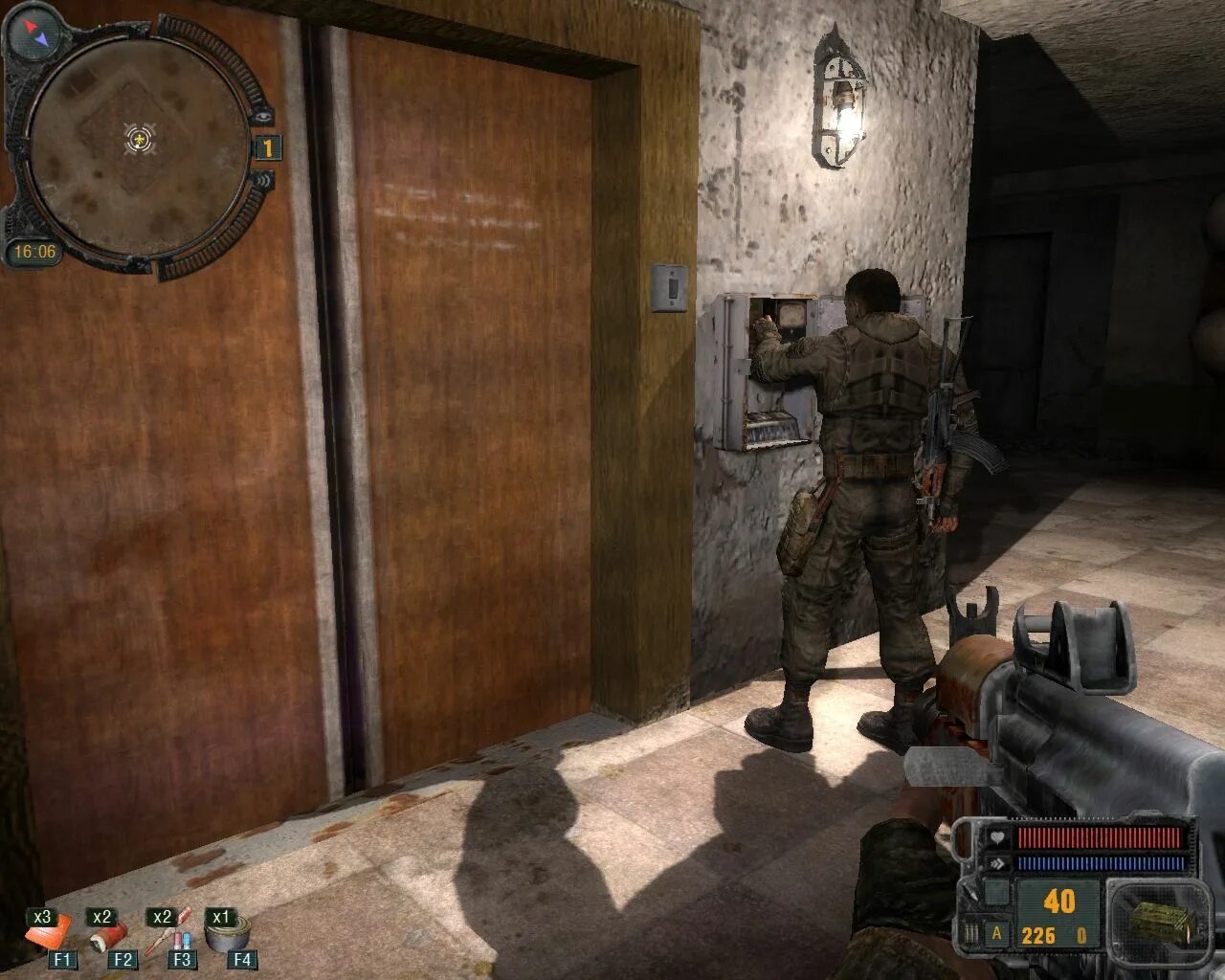True stalker mod. Исчезновение сталкеров найти пропавшего охотника. Исчезновение сталкера в тру сталкер. Сталкер глухарь 3. Скриншоты.