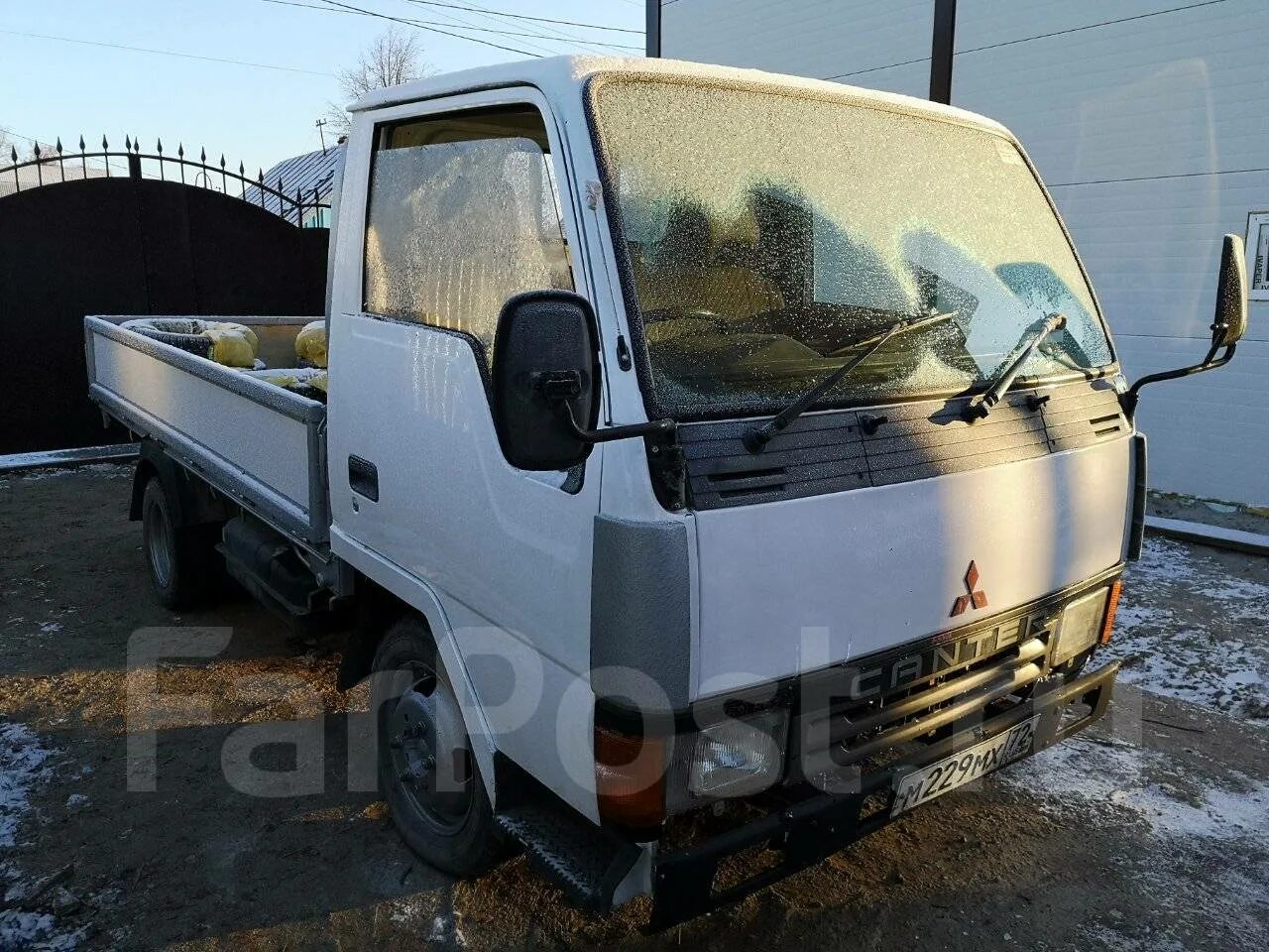 Купить митсубиси кантер бу. Mitsubishi Fuso Canter 1990. Canter 1990. Митсубиси грузовик до 3500кг. Митсубиси Кантер 1990 год стекло.