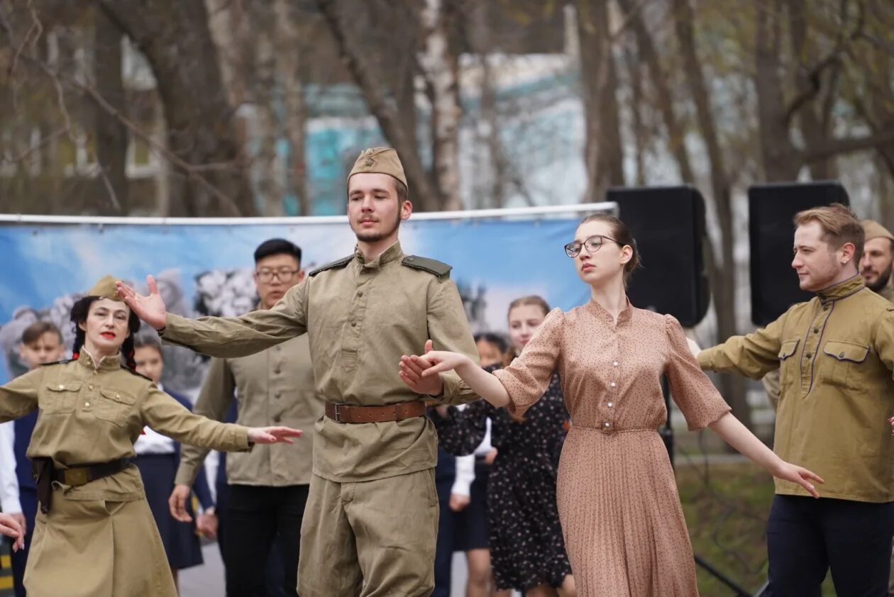 Вальс победы 1945. Вальс победы 2024 челябинск. Вальс на 9 мая. Вальс победы светлый вальс слушать. День победы вальс.