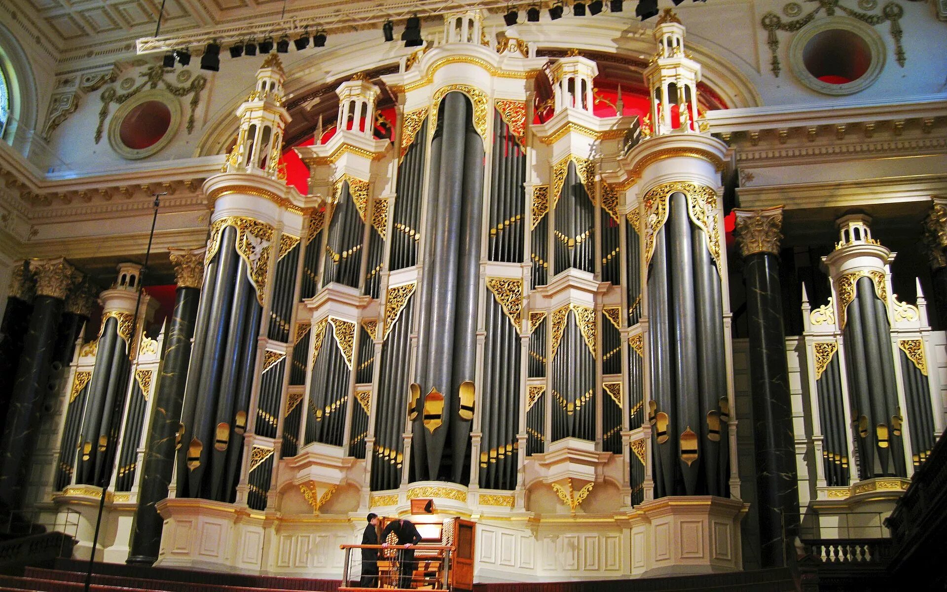 Большой орган. Церковь Святого Крусиса Эрфурт орган. Sydney Town Hall Grand Organ. Красивый орган.