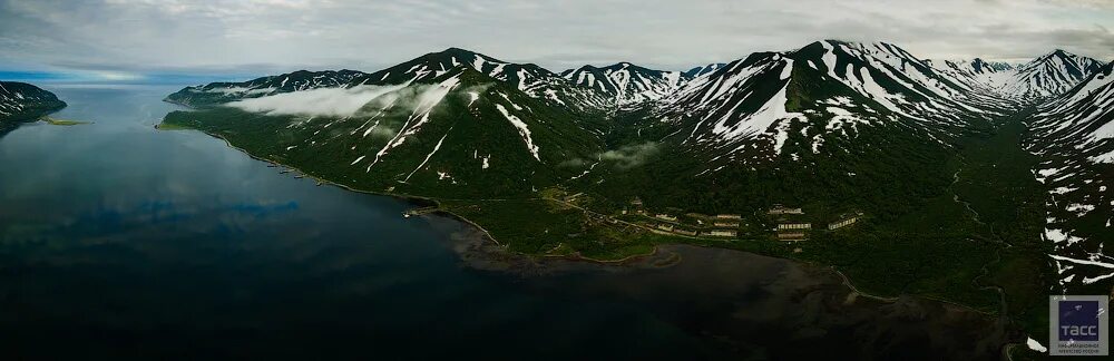 Мыс камчатки транспортная компания. Бухта бечевинская. Мыс маячный петропавловск камчатский. Поселок финвал бухта бечевинская. Qazoqcha kiyi.