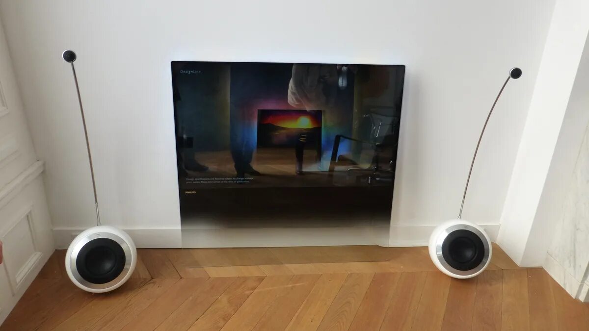 Управлять телевизором через колонку. Philips Designline 55рdl8908s60. Philips Designline 55”. Филипс 46pdl8908s/60. 55pdl8908s/60.