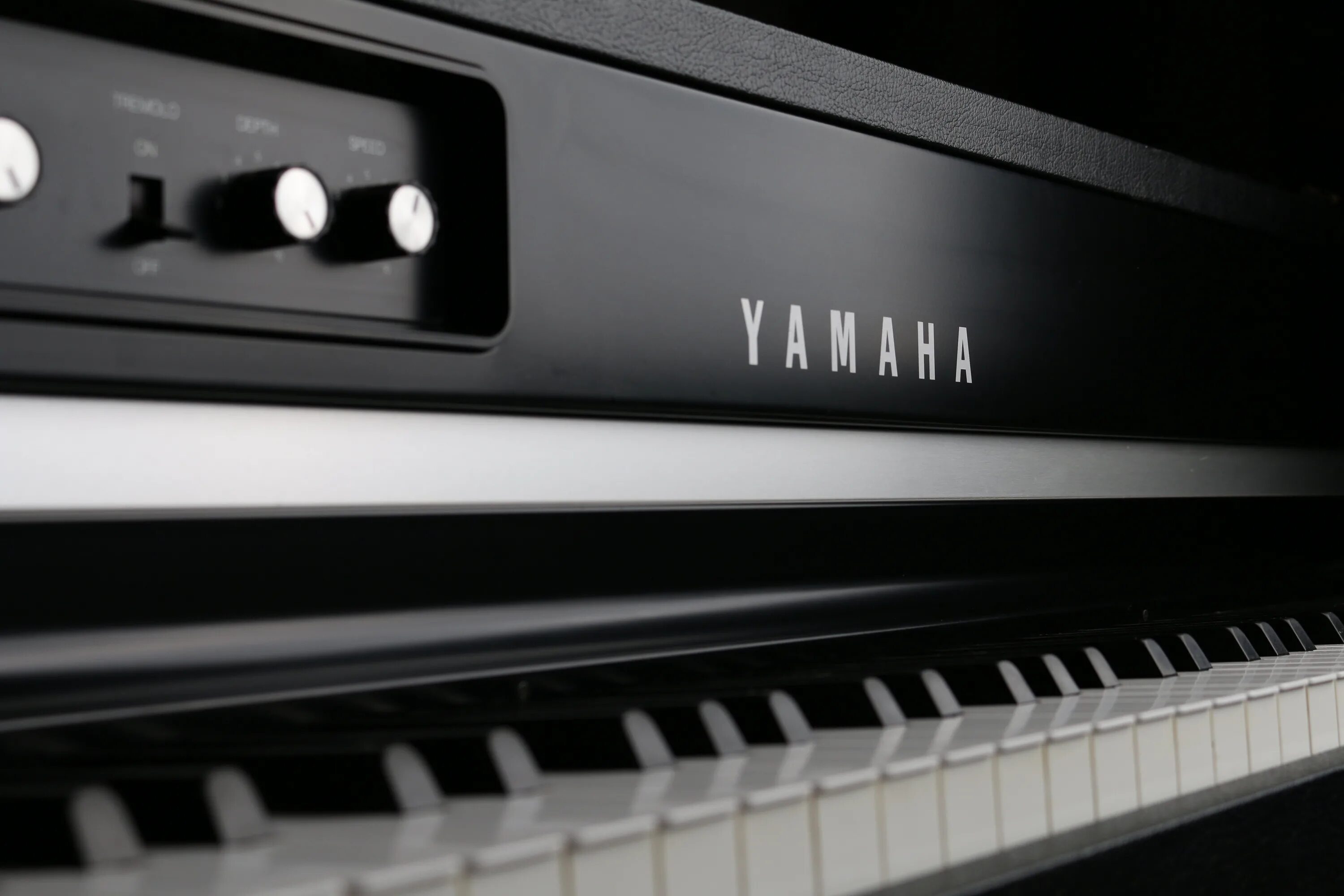 Музыку ютуб пианино. Электропиано Yamaha. Yamaha Electronic Piano-p60. Электронное пианино Ямаха. Yamaha yu55 пианино.