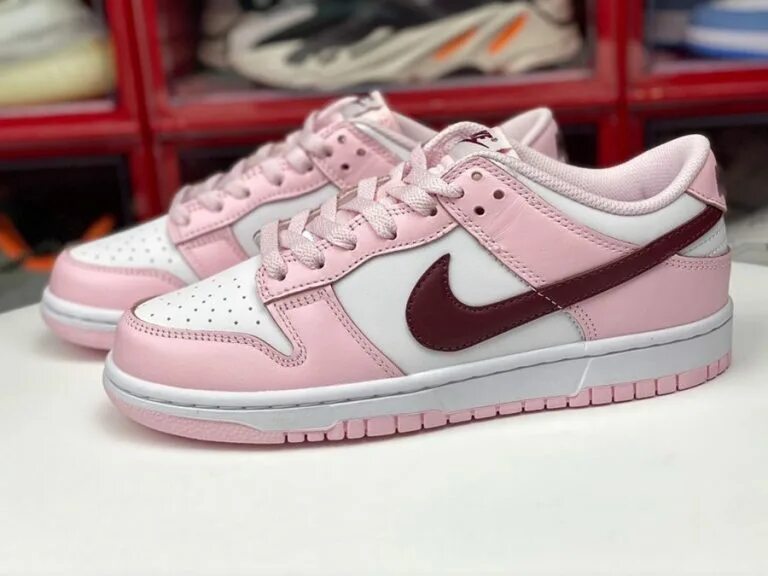 Nike dunk розовые. Nike Dunk Low LX Pink Foam. Nike Dunk Low Pink. Nike Dunk Pink Foam. Nike Dunk Low GS Pink.