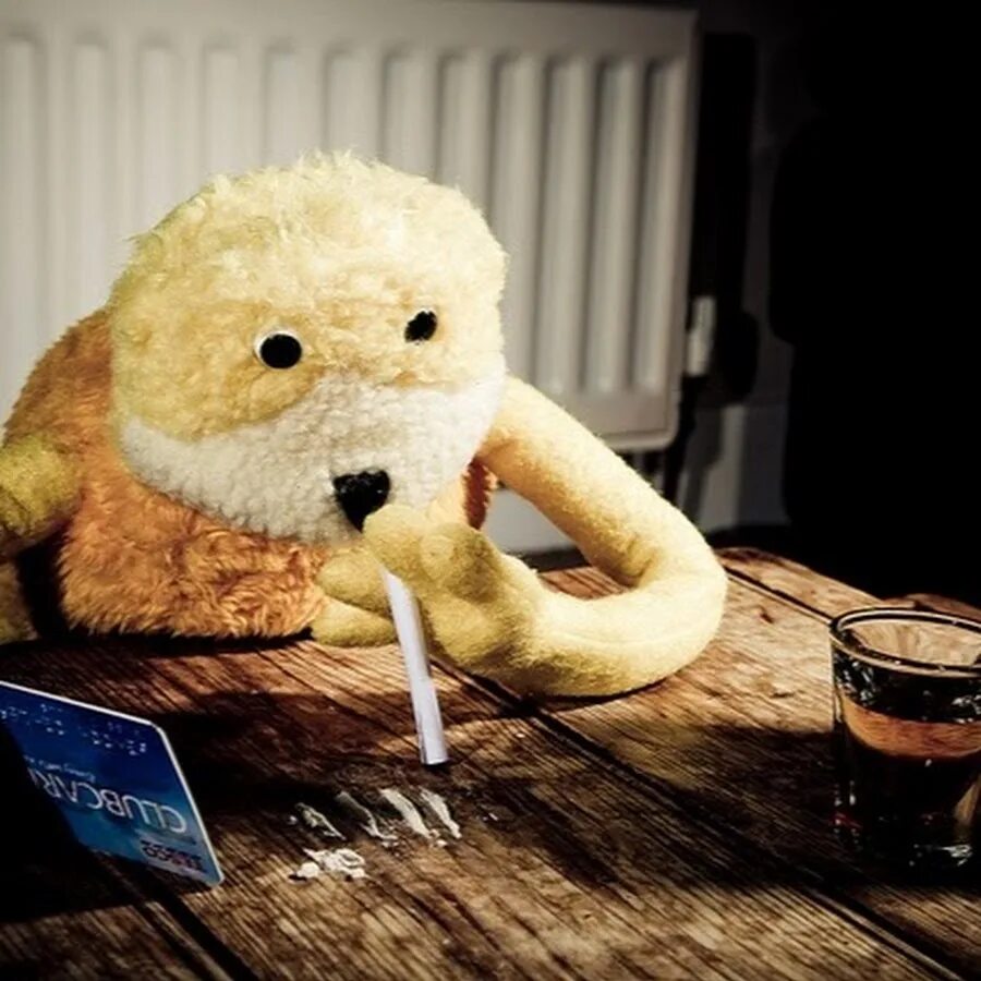 Mr Oizo. Mr Oizo сосиска. Mr Oizo Flat. Mr Oizo курит сосиски. Oizo flat