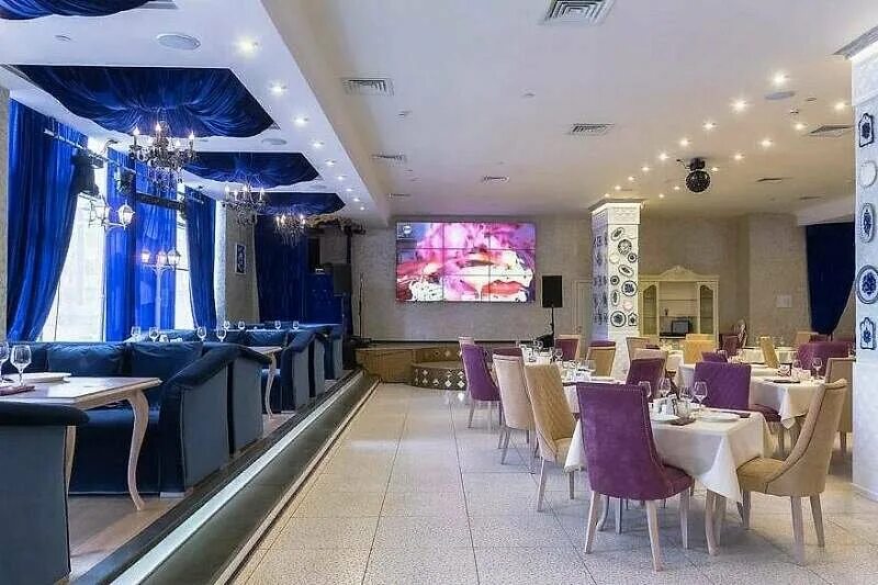 кафе в москве. притяжение кафе москва. кафе притяжение на никольской. кафе притяжение на никольской. кафе притяжение на никольской.