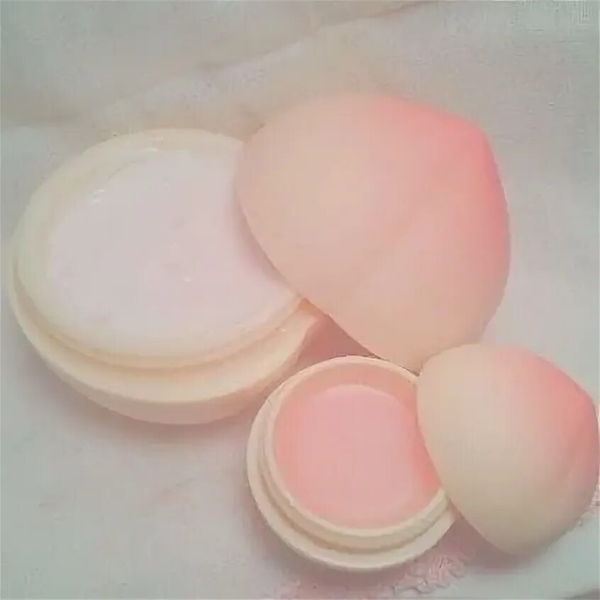 Peach beauty. Peach beauty. Beautiful peach. Нектарин на белом фоне. Peach beauty.