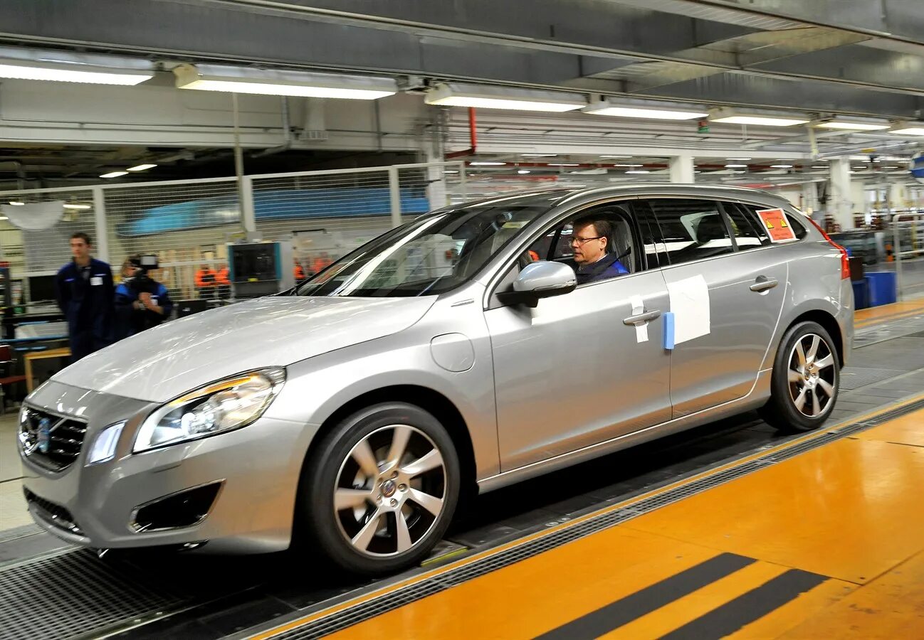 Сайт вольво кар. Вольво дилер. Volvo car алтуфьево. Volvo cars. Сайт вольво кар.