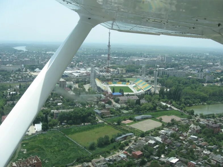небо над краснодаром сегодня. адлер с высоты птичьего полета. краснодар что летает.