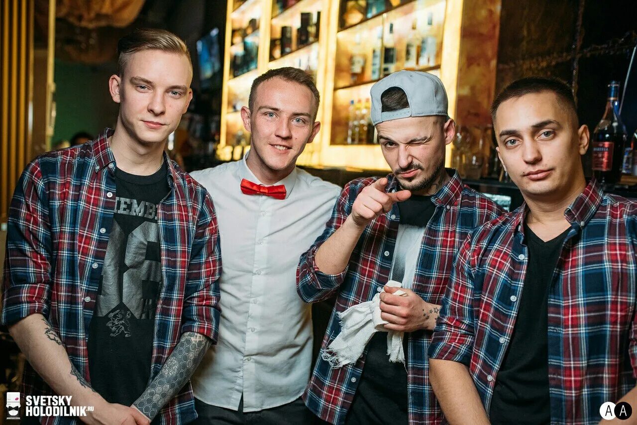 Ник петербург. Ник петербург. Ник федоров ведущий. Ни́колас джо́зеф. Вокалист школ ник питер.