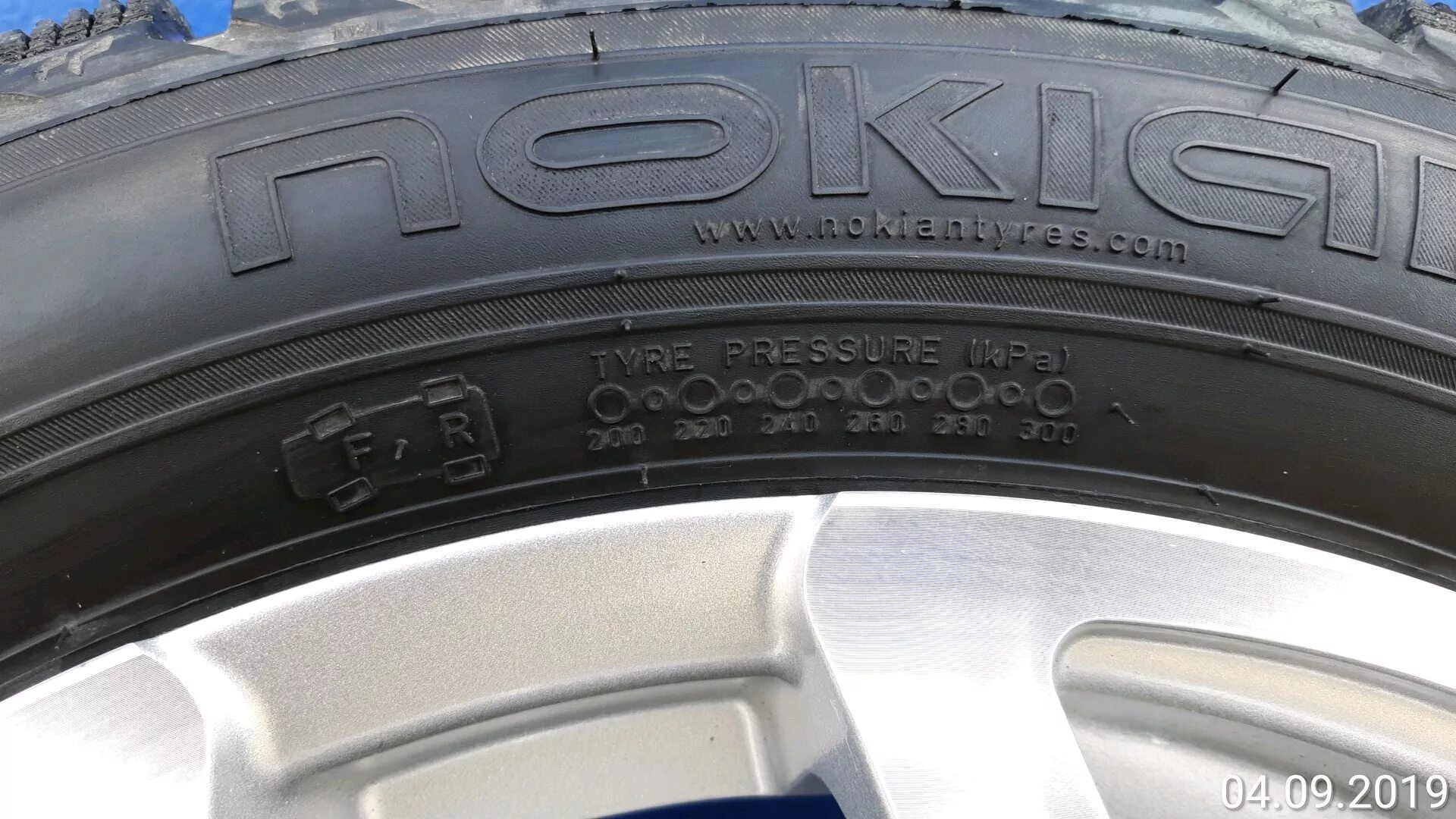 Nokian дата выпуска. Шины нокиан обозначения на шине. маркировка шин nokian. дата выпуска на шинах нокиан. маркировка года выпуска на шинах нокиан.