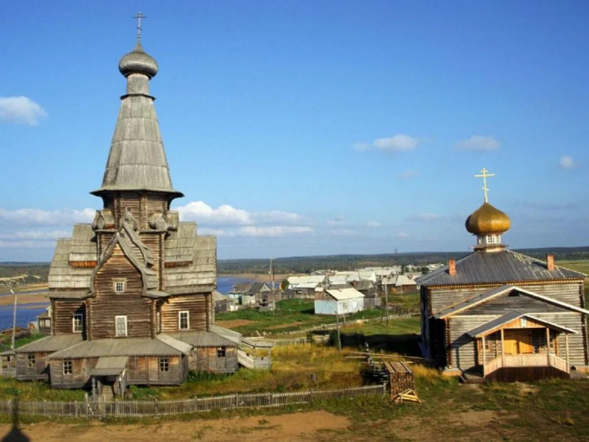 Храм Успения Пресвятой Богородицы Варзуга. Успенская Церковь в Варзуге. Храм в Варзуге Мурманской области. Храм Успения Пресвятой Богородицы в Варзуге Мурманской области.