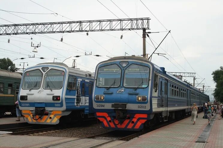 Хабаровск - биробиджан электропоезд. Электричка хабаровск. Новая электричка биробиджан хабаровск. Электричка биробиджан. Новые электрички.