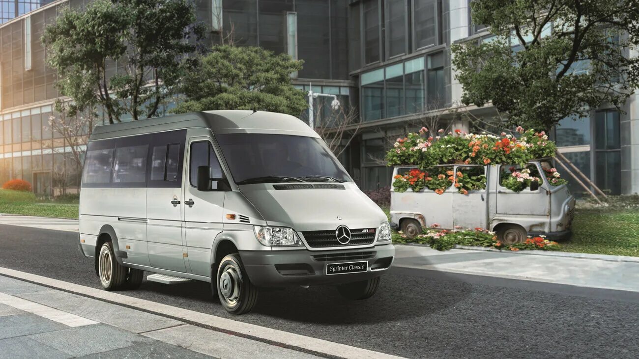 Газ мерседес спринтер. Мерседес Спринтер. Mercedes Benz Sprinter Classic. Мерседес Спринтер Классик. Mercedes Sprinter 2022.