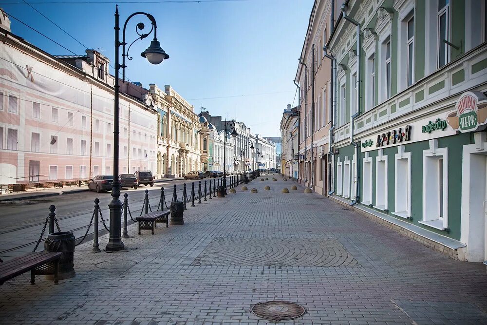 В Нижнем планируют ввести платную парковку на улице Рождественской в 2021 году S