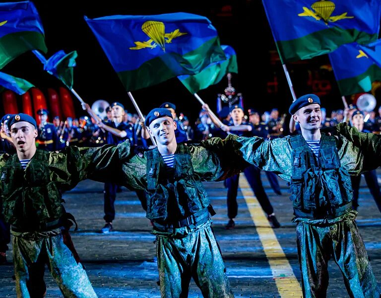 Когда шаман выступает на красной площади. Выступление шамана на красной площади. шаман выступление. вдонцке. шаман выступление в кремле.