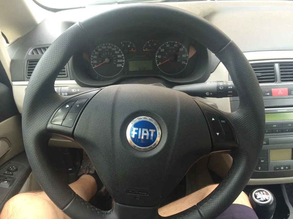 Зашумел гур. При повороте руля свистит гур. Руль fiat linea. Гудит гур при повороте руля. Руль от фиат пунто 2.