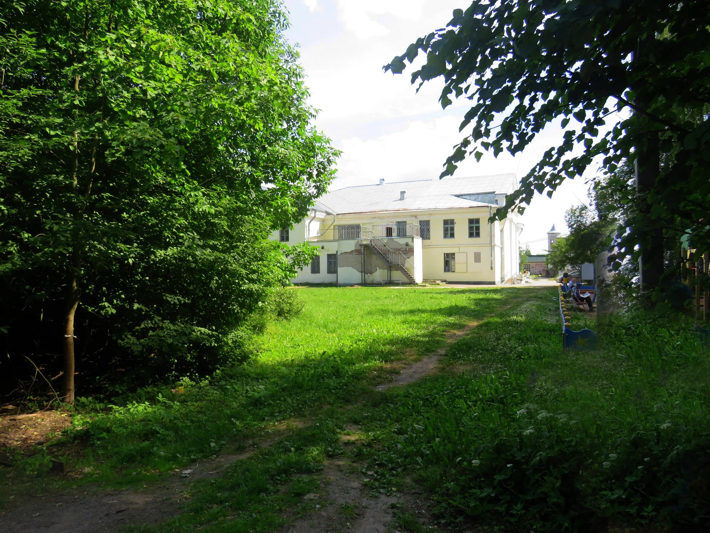 дк вырица. вырицкий культурный центр. вырица ленинградская область дк. вырица центральный переулок дом 1. концентрационный лагерь в вырице.