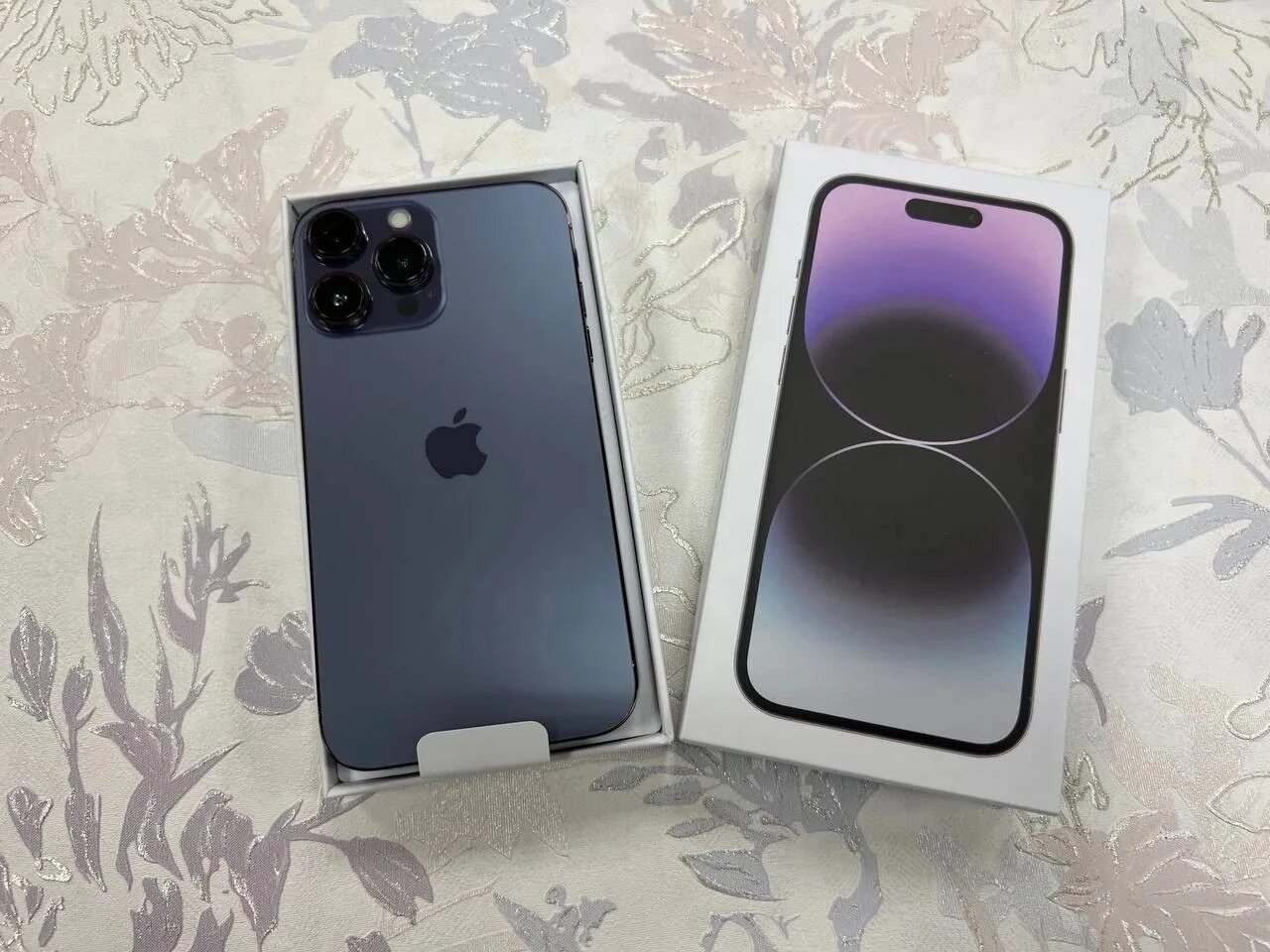 Смартфон iphone xr в корпусе 15 pro. Айфон 14 xr. айфон 14 корпус. iphone 15 корпус. xr в корпусе 13.