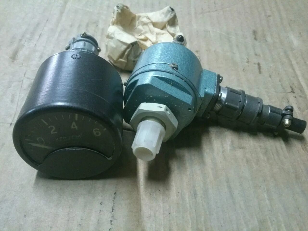 Эдму-15 манометр. Датчик давления ид-и-1. 1. Ид 1 0 6. Индикатор давления ид-1.