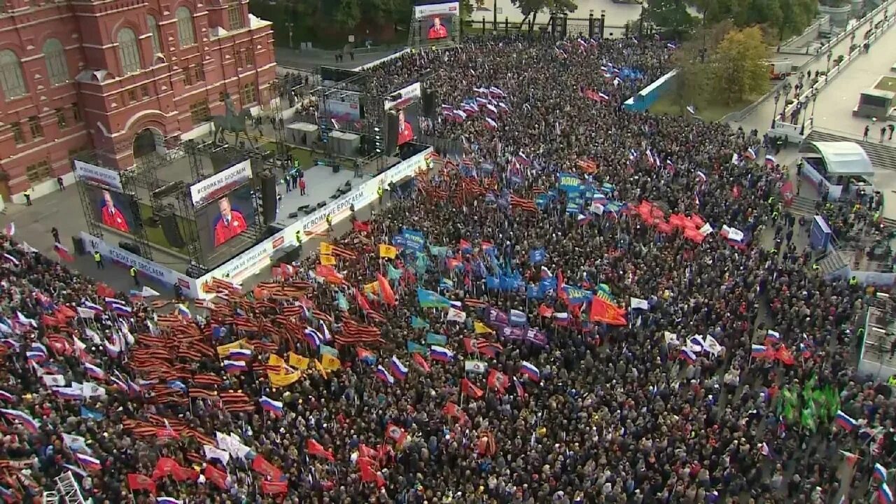 Митинг. Митинги в Москве 2022. Митинг на Манежной. Сегодняшний митинг в Москве. Москва митинг что происходит