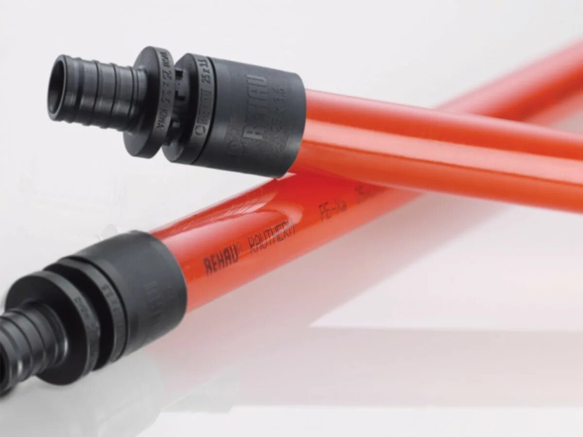 Фитинг 16мм pex к батарее. Ремонт сшитого полиэтилена. Соединитель для труб теплого пола водяного. Сшитый полиэтилен rehau. Ремонт сшитого полиэтилена.