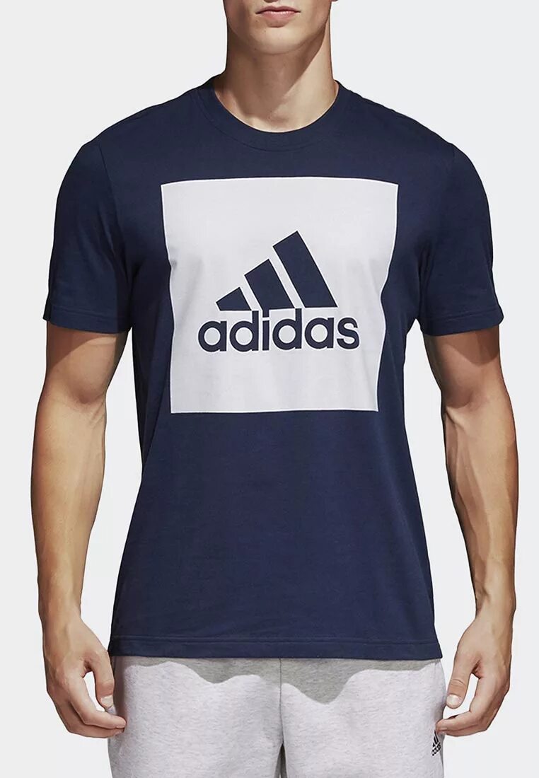 Адидас футболка 44. Adidas Originals Manchester футболка. Adidas 2019 футболка. 2 Спортивные футболки мужские адидас. Майка adidas мужская.