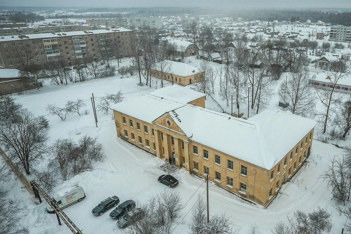 Погода в угловке новгородской области на 10. Угловка Окуловский район Новгородская область. Поселок Угловка. Оловка Новгородская область. Станция Угловка Новгородская область.