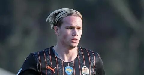 Сколько голов забил мудрик
