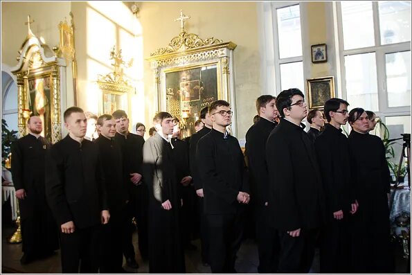 Иеромонах сергий барабанов. Кем работать после семинарии. Киевская духовная семинария семинаристы. Екатеринбургская духовная семинария общежитие. Сретенская семинария семинаристы.