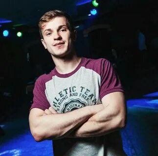 Ваня бегленко