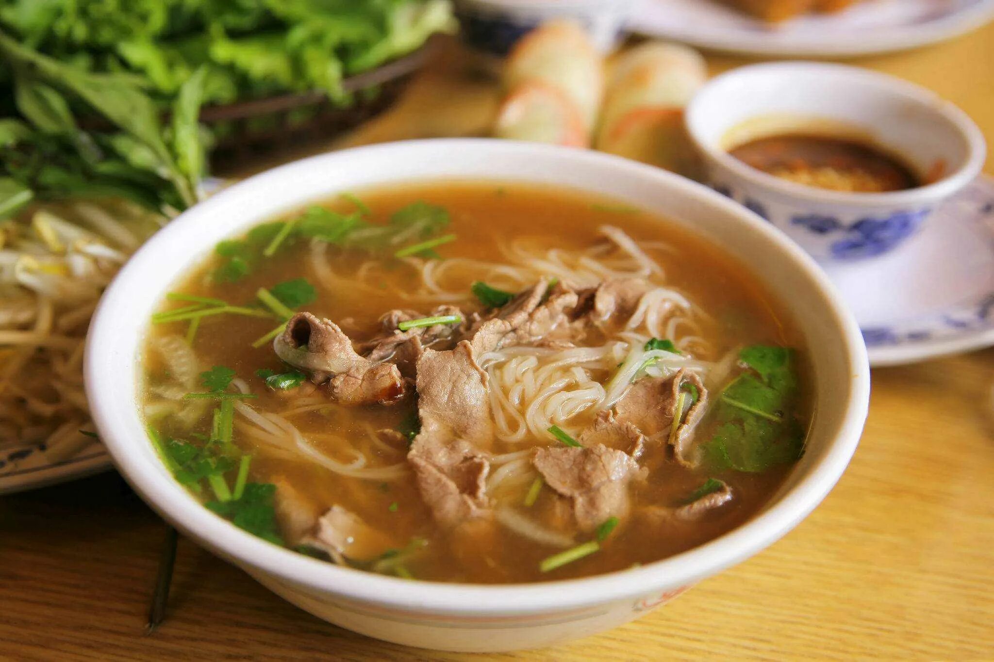 Суп лапша с мясом и картошкой. Бурятский суп Шулэн. Шулэн монгольское. Баншатай Шулэн. Баранина суп Шулэн.