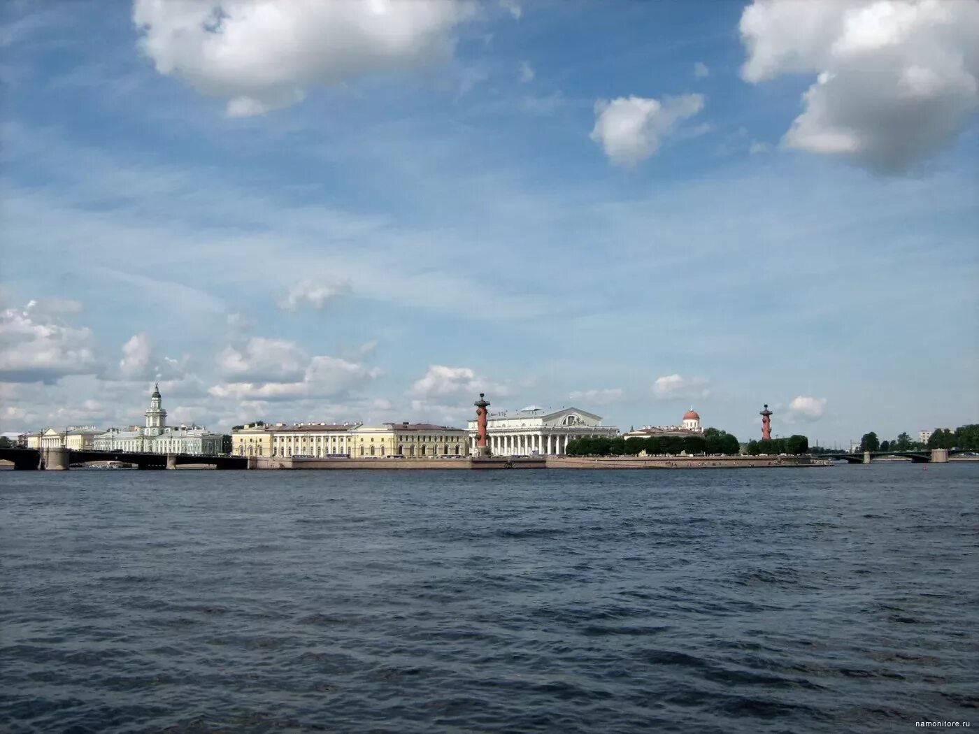 Памятник василию корчмину на васильевском острове. В честь кого назвали васильевский остров. Порт стрелка васильевского острова 19 век. Тома де томон. Санкт-петербург презентация васильевский остров.
