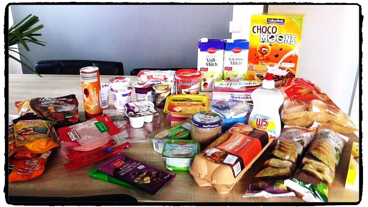 Продукты не уезжали. Продукты не уезжали. Магазин продукты. Продукты не уезжали. Украинские продукты.