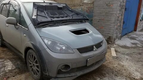 Капот митсубиси кольт