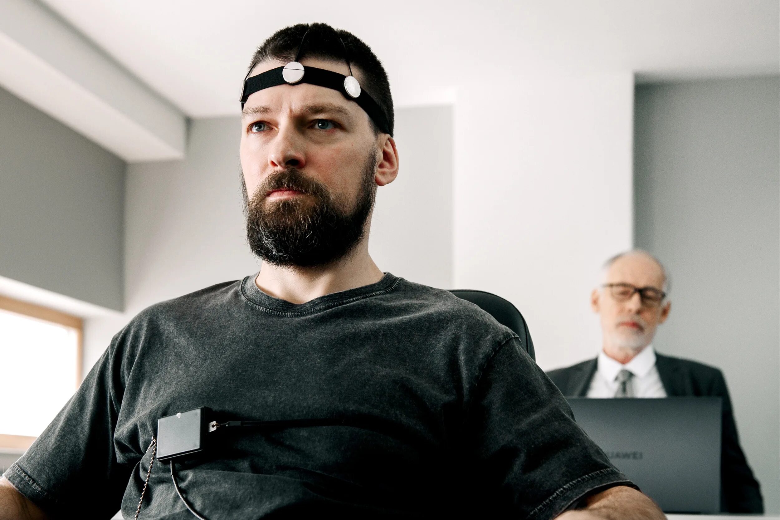 Страхов 2025. Комплекс бога сериал 2025. комплекс бога сериал страхов. комплекс бога 2025. кяро комплекс бога фильм кирилла.