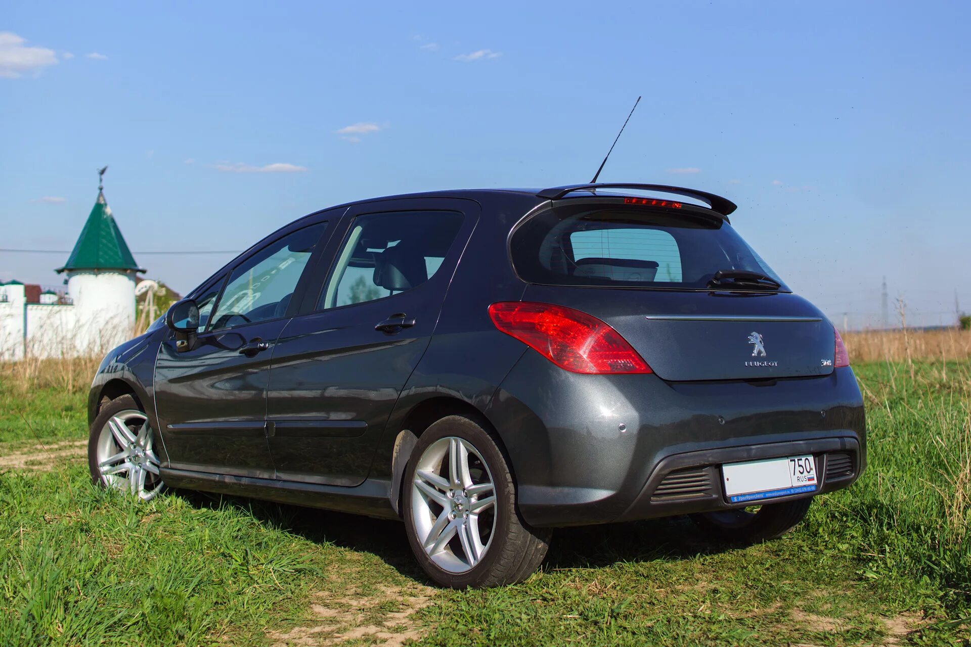 Peugeot 308. Пежо 308 т7. Спойлер Пежо 308 SW. Спойлер Пежо 308 GTI. Купить пежо 308 в спб