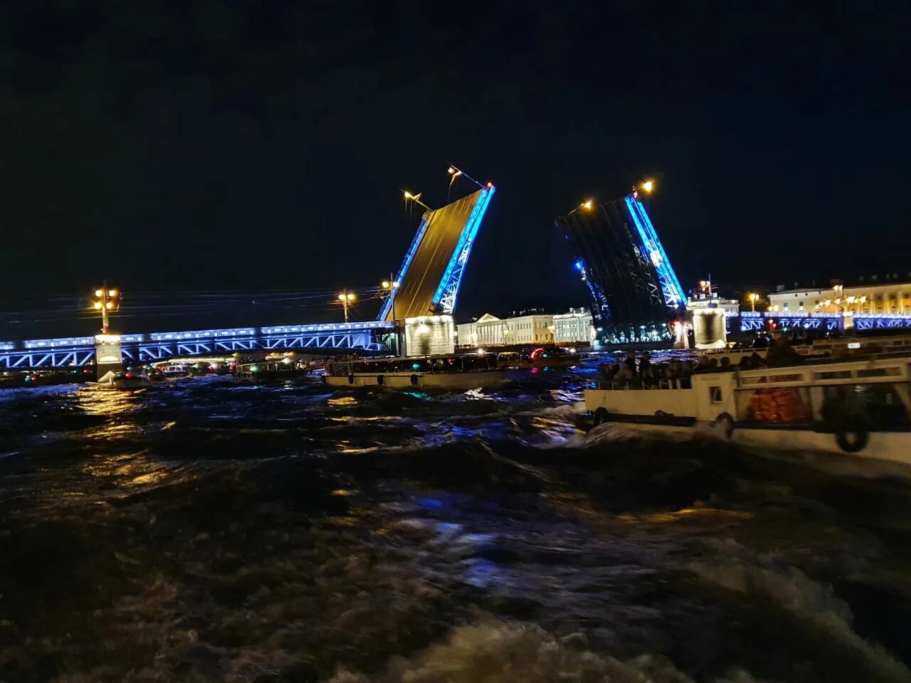 Разводной мост спб. Мосты петербурга сколько их. График развода дворцового моста в санкт-петербурге. Развод мостов на неве санкт-петербург. Мосты петербурга сколько их.