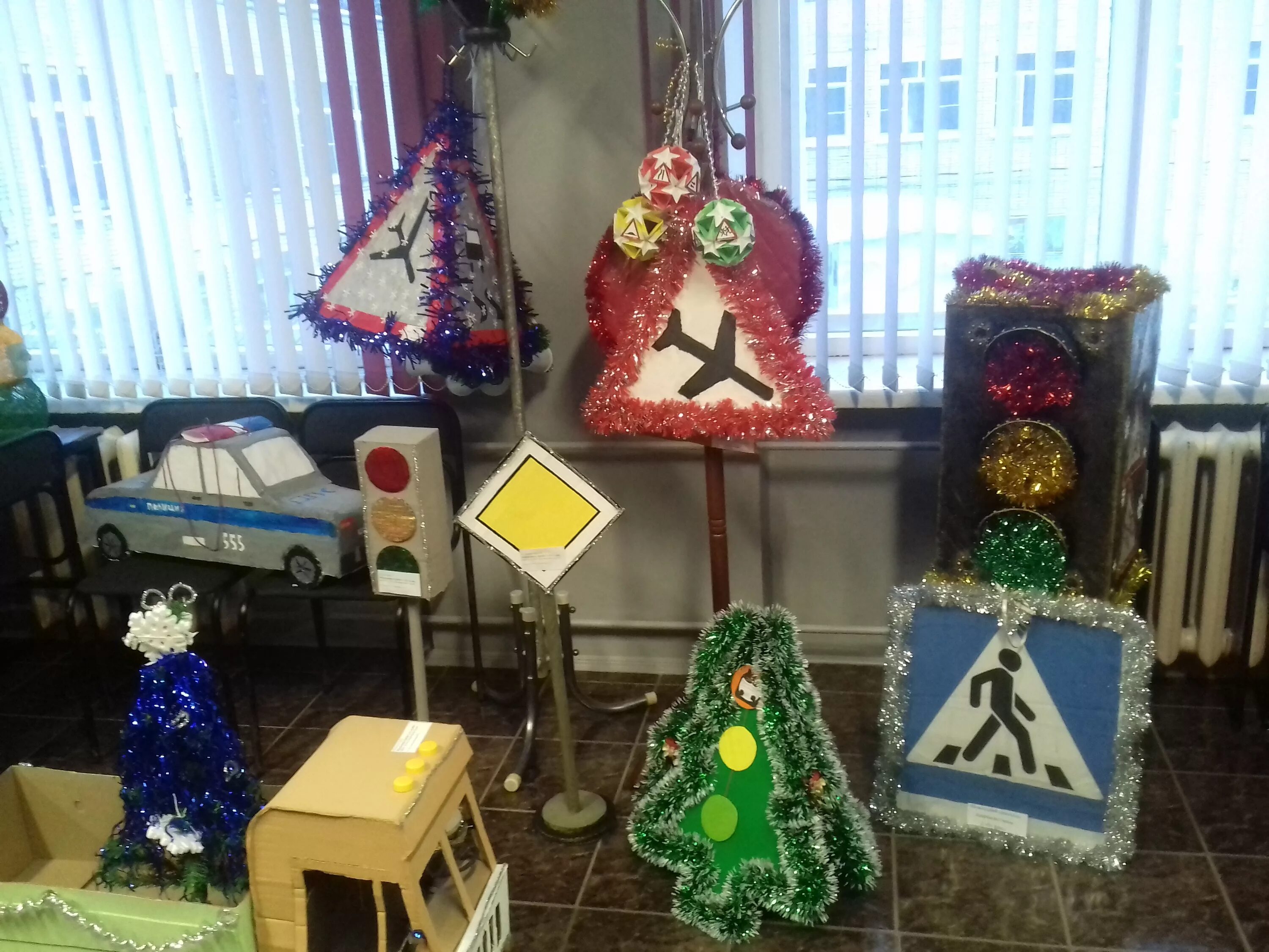 конкурс елочка юид