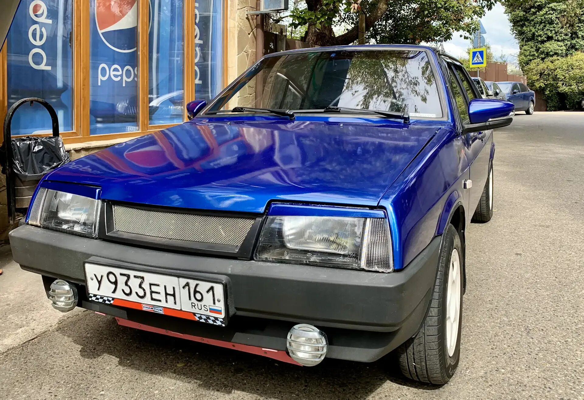 Ваз 21099 темно зеленая. Ваз 21099 ниагара. 21099 краска. Ваз 21099 бриз. Ваз 21099 2003 года.