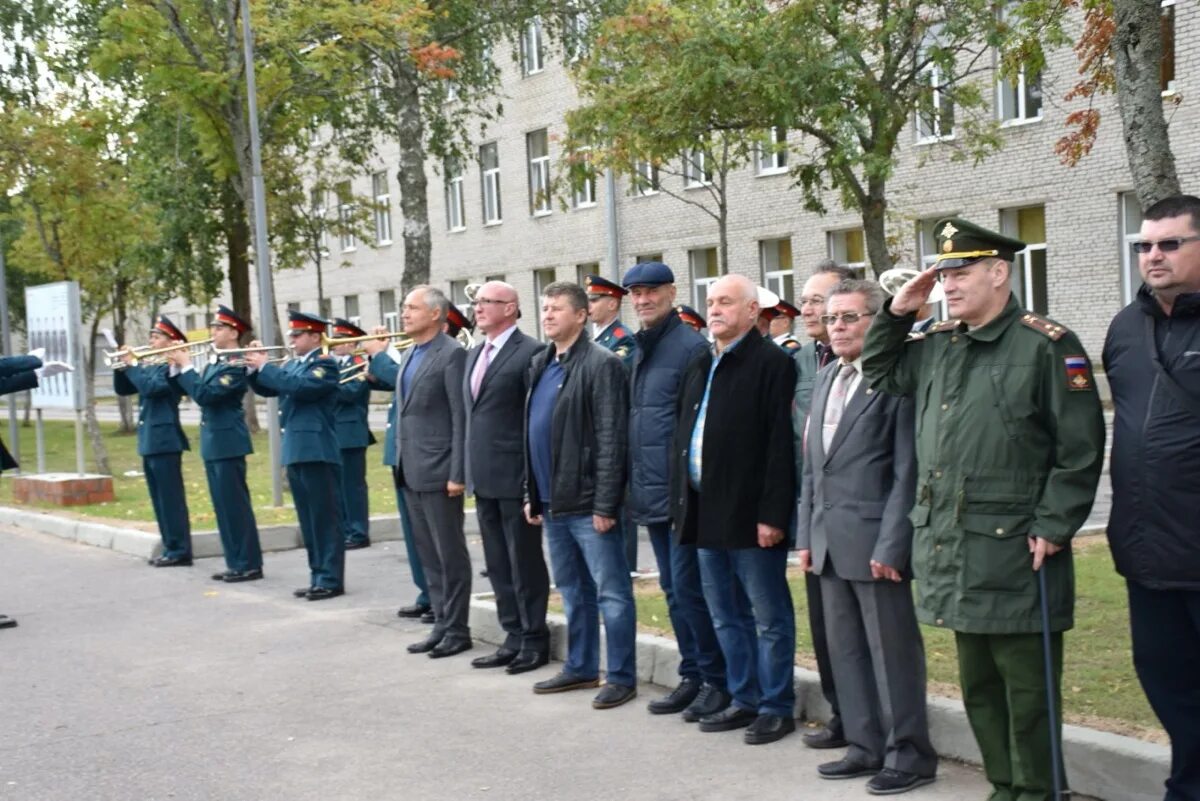 138 бригада каменка. 138 ОМСБР Каменка новый Комбриг. Гарнизон Каменка Ленинградская. ЛЕНПЕХ-лучше всех.