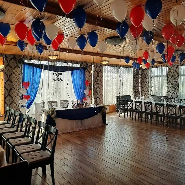 бар старый дворик кинешма. кафе старый двор ярославская область. старый дворик тула кафе. кафе старый дворик грибоедова 32. старый двор тверь орджоникидзе.